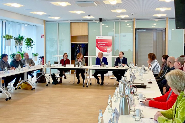 Tagungsraum Netzwerkveranstaltung Ausbildungsverbünde